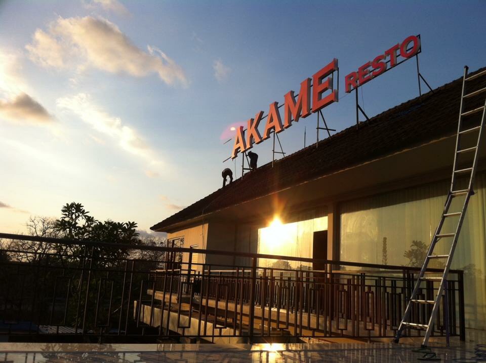 Letter Timbul Akame Resto